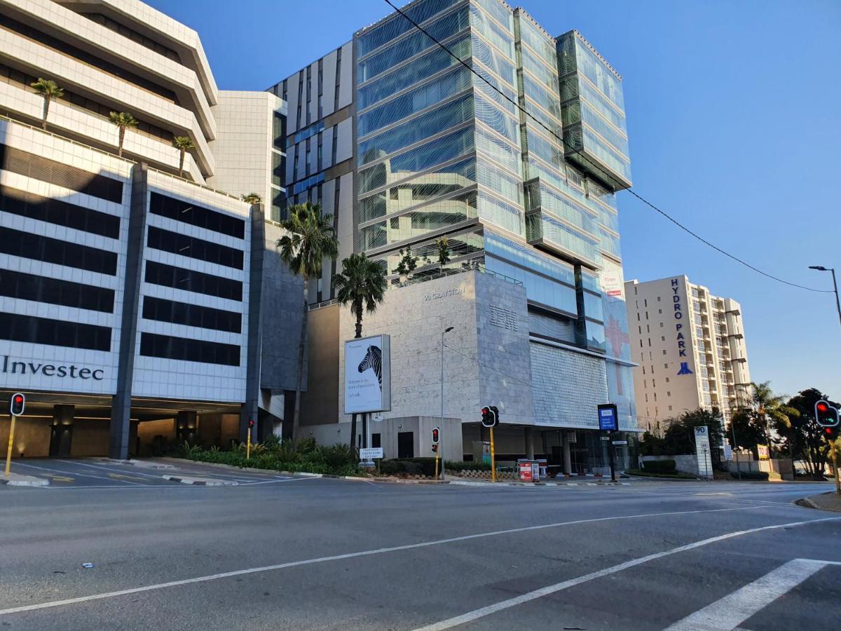 Westpoint Sandton Skyline Apartment Johannesburg Exterior photo