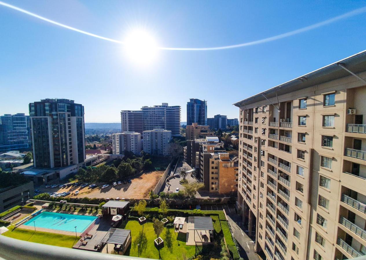 Westpoint Sandton Skyline Apartment Johannesburg Exterior photo
